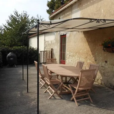 Casa de Férias Closerie Les Roches - Charming And Spacious 2 Bedroom *