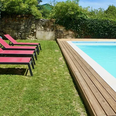 Closerie Les Roches - Charming And Spacious 2 Bedroom Holiday home